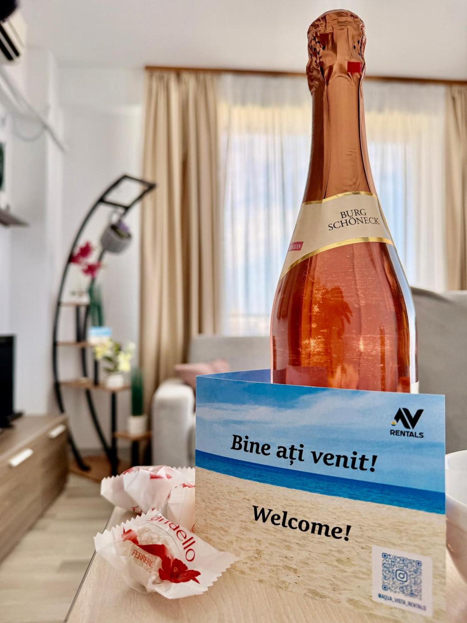 Aqua Vista Nuba - Vedere Top La Mare Si Lac - Apartament 2 Camere Summerland - Mamaia Mamaja Zewnętrze zdjęcie